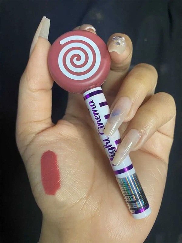 Lollipop matte liquid lipgloss might cinema grade 211