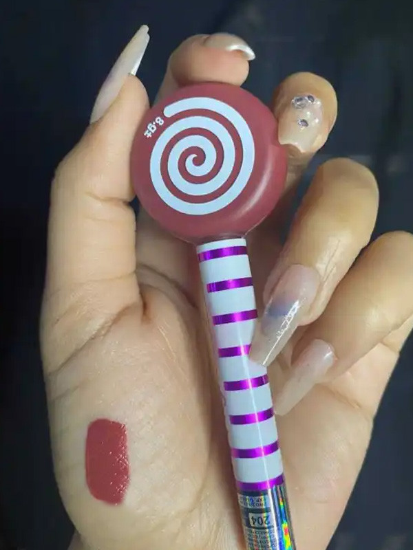 Lollipop matte liquid lipgloss might cinema grade 204