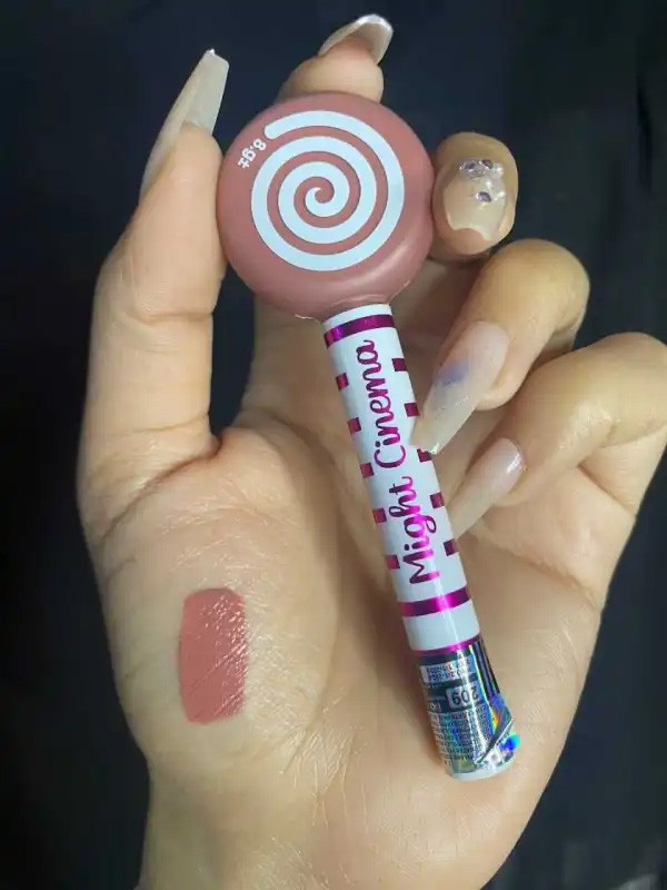 Lollipop matte liquid lipgloss might cinema grade 209