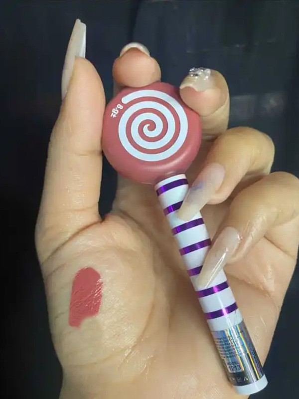 Lollipop matte liquid lipgloss might cinema grade 212