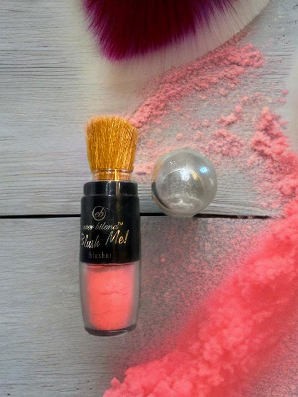 Gold beauty blusher grade 2