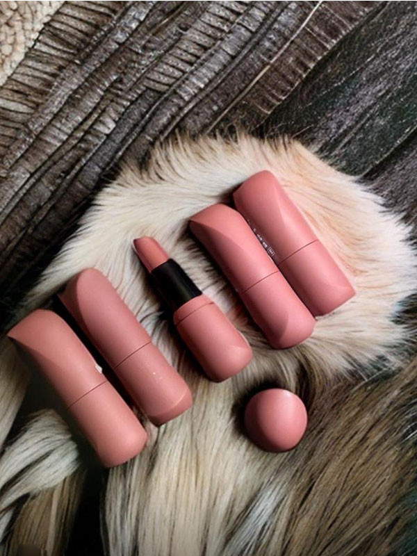 Might cinema lipstick waterproof grade 212