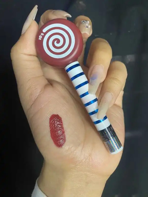 Lollipop matte liquid lipgloss might cinema grade 205