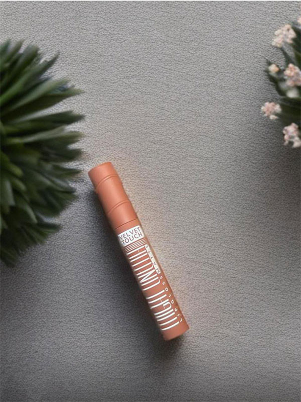 Might cinema lipgloss matte waterproof grade 205